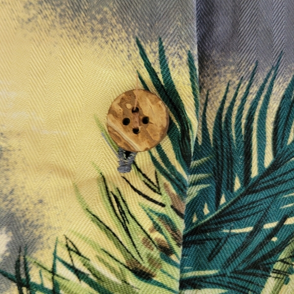 Tommy Bahama XXL Mens 100% Silk Short Sleeve Button Up Shirt - Picture 5 of 12